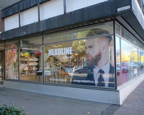 Kuva Salon Headline näyteikkunasta